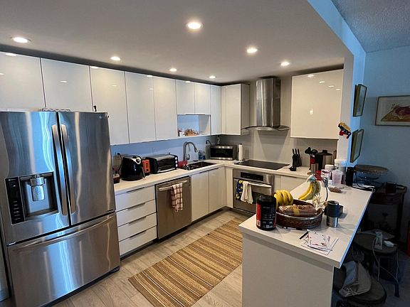2nd image of 19370 Collins Ave APT 1105