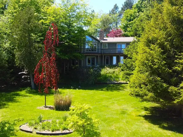 2337 NW Torch Lake Dr, Kewadin, MI 49648