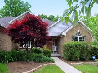 115 Carriage Ln, Georgetown, KY 40324