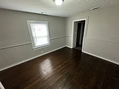 920 Gay St — Photo 3