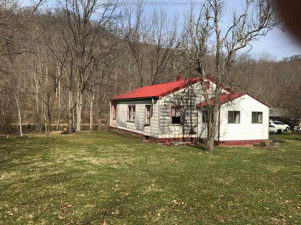 Waterfront Boone County Wv Waterfront Homes For Sale 7 Homes Zillow