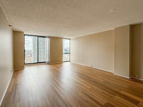 2nd image of 70 W Huron St APT 2607