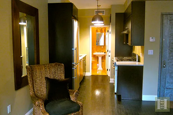 Rented by Halstead Real Estate | media 9