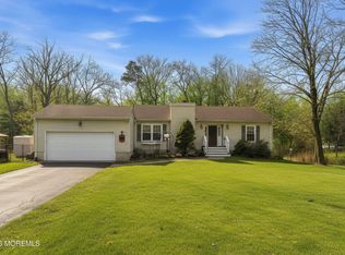 638 Freehold Rd, Jackson, NJ 08527