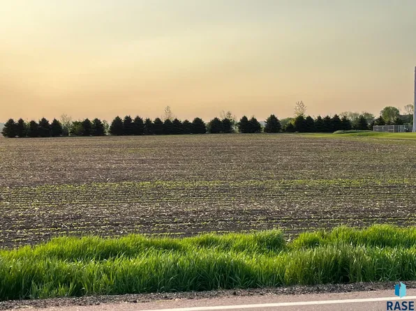 N Dakota St, Canton, SD 57013