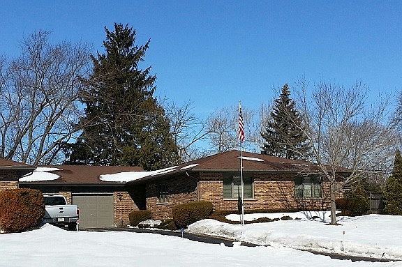 2nd image of 740 Tara Dr