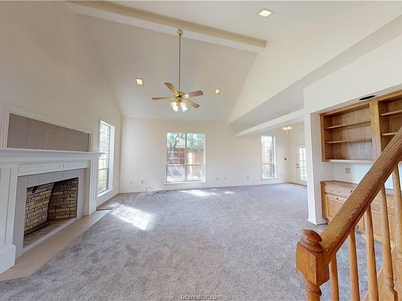4th image of 2806 Rayado Ct N