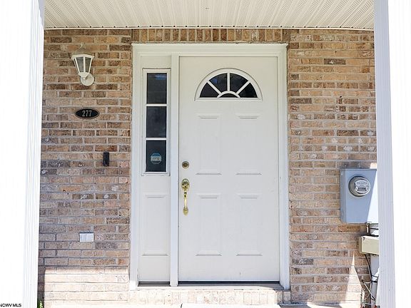 3rd image of 277 Donna Ave