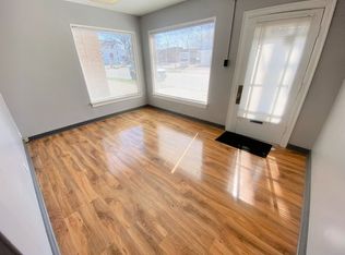 1007 W Edwards St #1009, Springfield, IL 62704