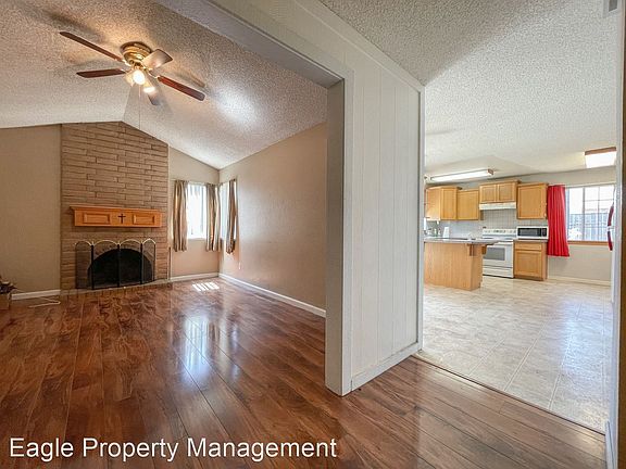 3rd image of 9113 Clendenen Way