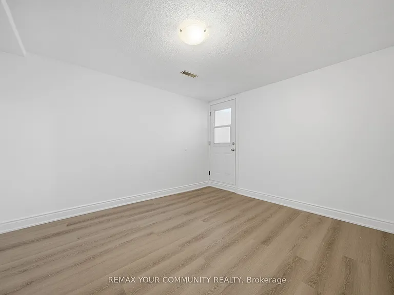 36 Roseville Dr #BASEMENT — Photo 13
