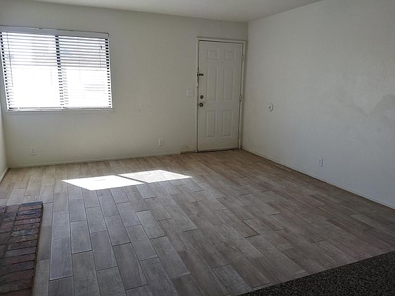 Entrance to living room