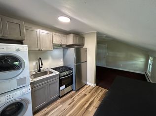 114 Naubuc Ave APT C, Glastonbury, CT 06033