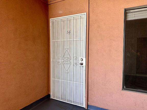 4th image of 15901 S Vermont Ave APT 14
