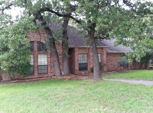 2508 Brandon Ln, Burleson, TX 76028