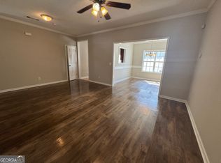 272 Village Dr, Loganville, GA 30052