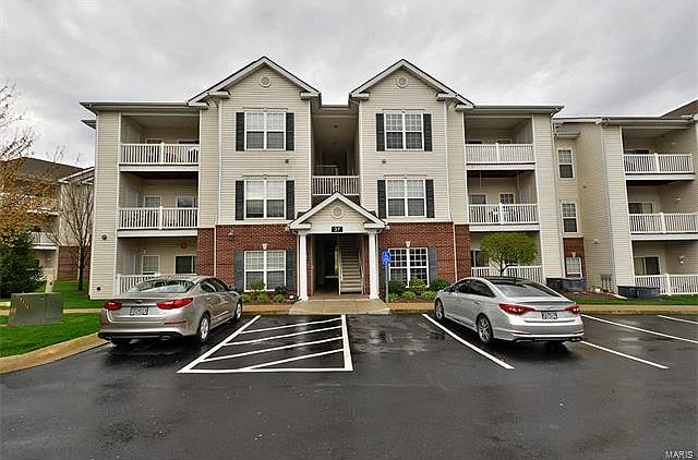 1st image of 37 Kassebaum Ln APT 202