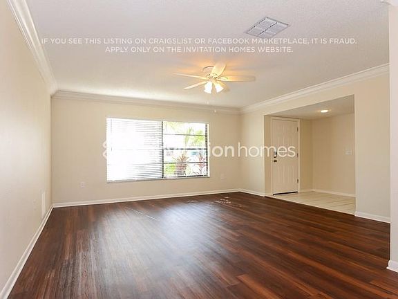 3rd image of 332 N Bay Hills Blvd