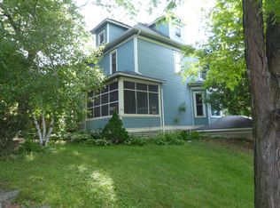 1111 S 2nd St, Alma, WI 54610