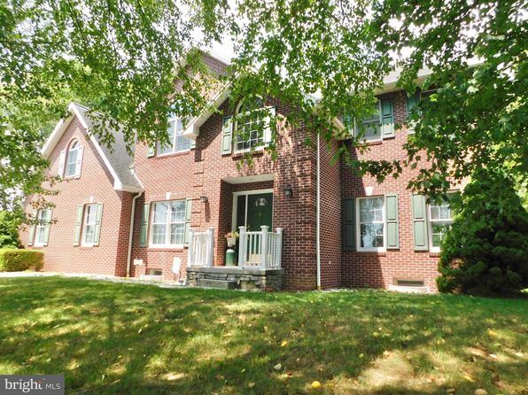 237 Hawthorne Dr, Everett, PA 15537