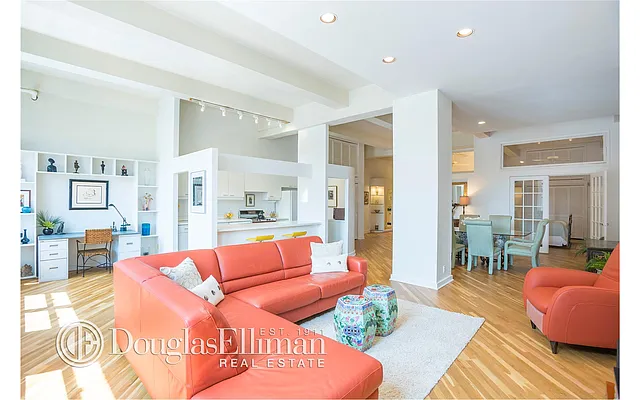 Sold by Douglas Elliman | media 22