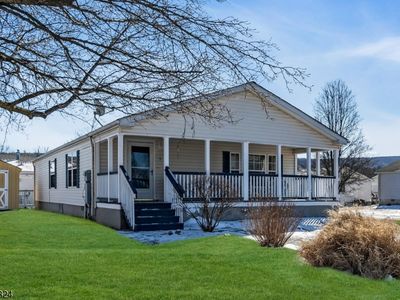 11 Peachtree Drive, Belvidere, NJ, 07823