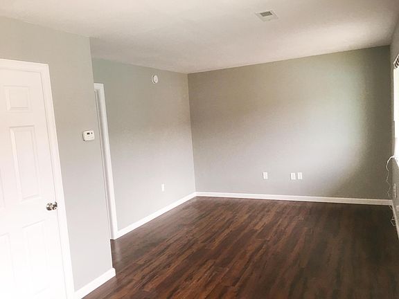4th image of 3936 Lori Sue Ave APT D