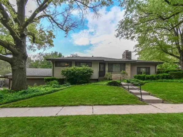 5946 Newton St, Lincoln, NE 68506