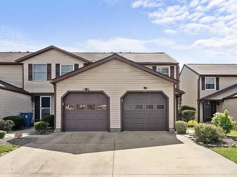 648 Topaz Ln — Photo 13
