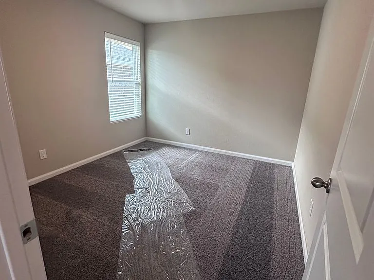 3708 S East 81st St — Photo 6