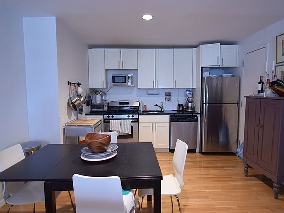2nd image of 199 E 76th St #3B