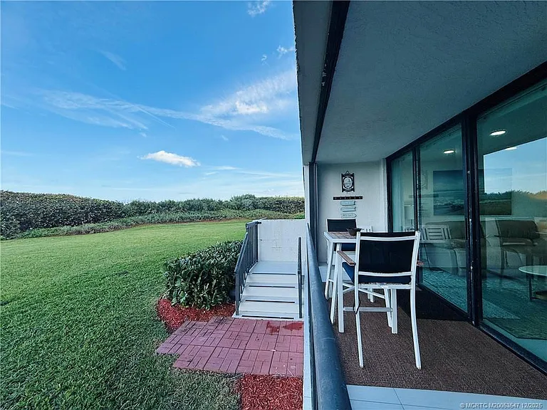 8800 S Ocean Dr #102 — Photo 34