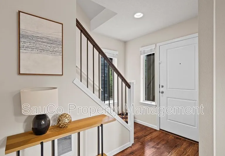 7595 NW 170th Ave — Photo 9