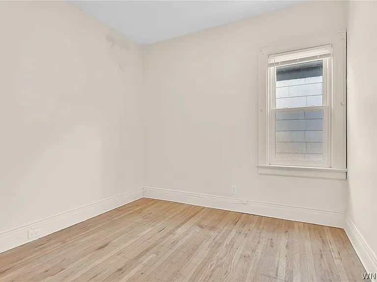 2206 Main St #2 — Photo 25