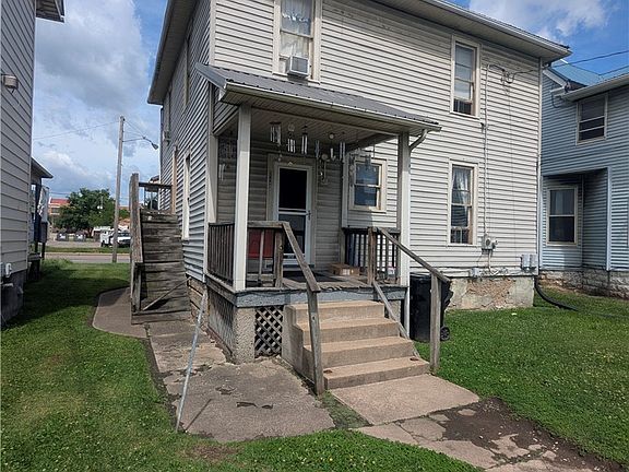 2nd image of 1326 Maple Ave