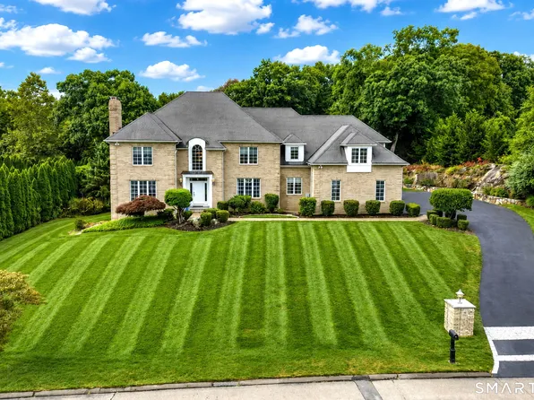 914 Rainbow Trail, Orange, CT 06477