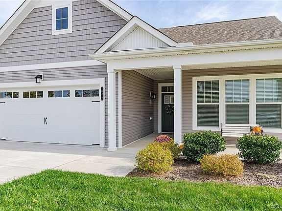 4th image of 10317 Woodside Farms Dr