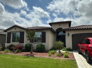 11607 Hollybrook Ln, Bakersfield, CA 93311