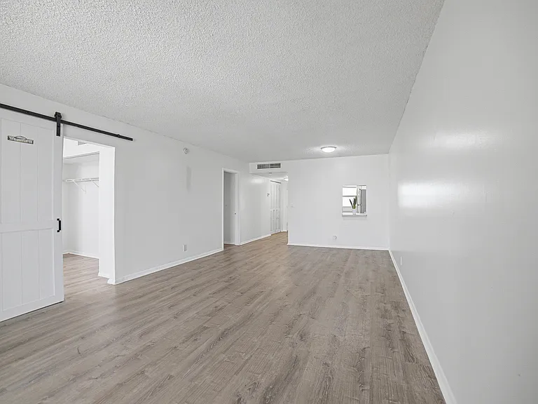 5700 NW 2nd Ave #705 — Photo 11