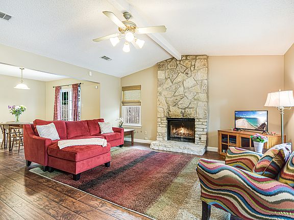 4th image of 5903 Avery Island Ave