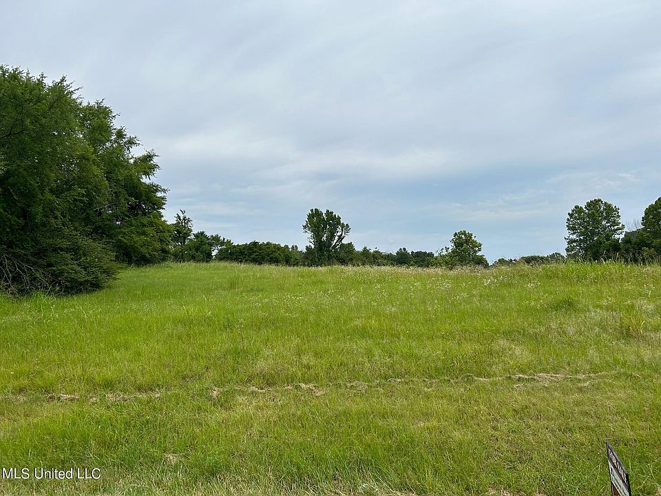 2nd image of 3 Sycamore Rd