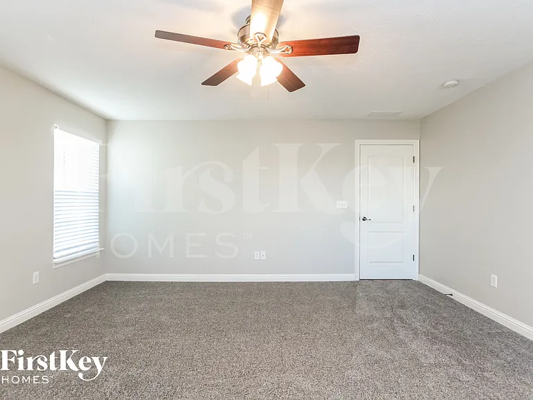1301 Old Heritage Pl — Photo 11