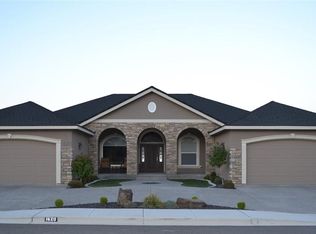 1620 Lucca Ln, Richland, WA 99352