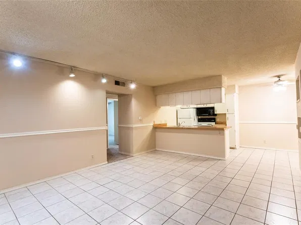 910 Duncan Ln APT 13, Austin, TX 78705