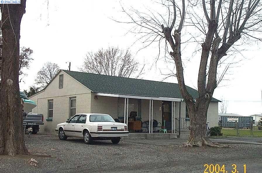 1st image of 2421 W 21st Ave