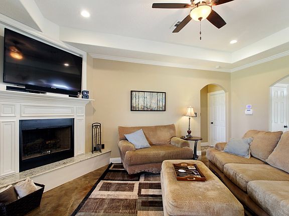 5th image of 7406 Clydesdale Dr