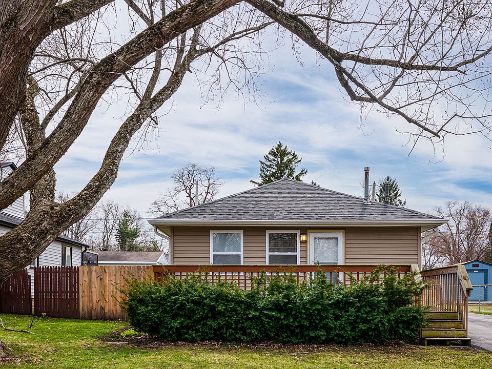 1st image of 7607 Hickory Rd