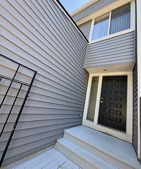 private front courtyard