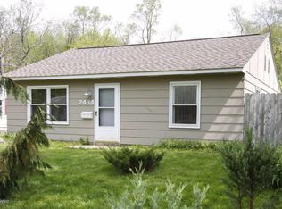 2434 Hillsdale Ave, Kalamazoo, MI 49006