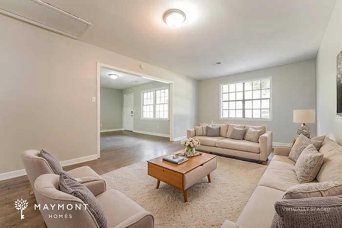 4429 Clovewood St — Photo 5
